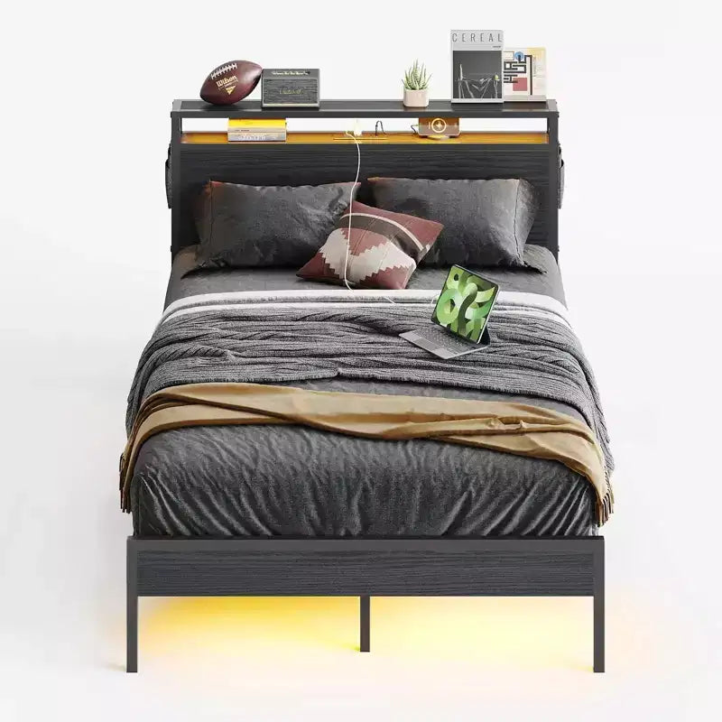 Cadre de lit double avec LED, plateforme de lit avec tête de lit de rangement et station de recharge